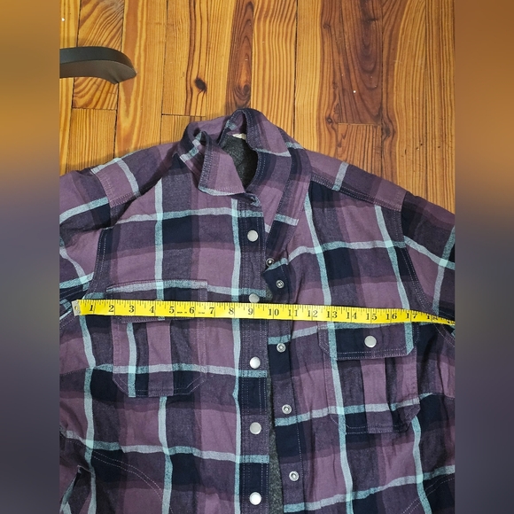 Duluth Flannel Fleece lined Schacket 1x - Picture 6 of 6